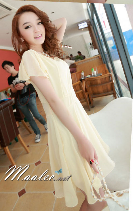 พร้อมส่ง ชุดออกงาน ชุดเดรสชีฟอง Slim Design สีครีม แขนและกระโปรงชายย้วย (เหลือเฉพาะไซส์ XXL)