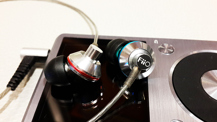 FiiO EX1 หูฟังเสียงเทพ เบสแน่นรายละเอียดเสียงสะอาด Hybrid Inear