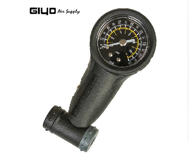 เกจ์วัดลม GIYO GG-05 Air Supply tire gauge-twin valve