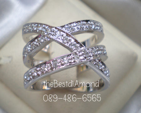 BR624RD+++แหวนแถวPerfect 3 แถวแบบไขว้+++สุดสวย Modern ดูดีมากๆๆ เพชรก็วิบๆ แบบจากร้านจิว เลยค่ะ ดูหรู มีรสนิยมมากๆๆ แต่ไม่เวอร์เกินไป ใส่ได้ทุกโอกาส