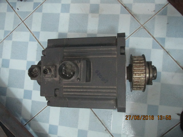 SERVO MOTOR “ MITSUBISHI ” รุ่น HC-SFS353B