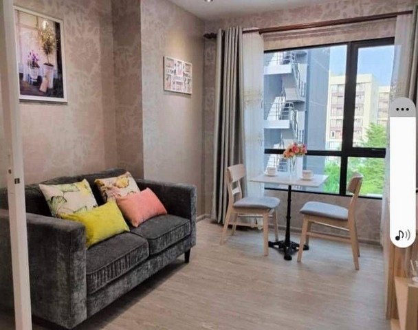 ให้เช่าคอนโด รีช พหลโยธิน 52 ชั้น 5 ห้อง 32 ตร.ม.ห้องมุม วิวสระน้ำ ใกล้ BTS สะพานใหม่ มีเครื่องซักผ้า