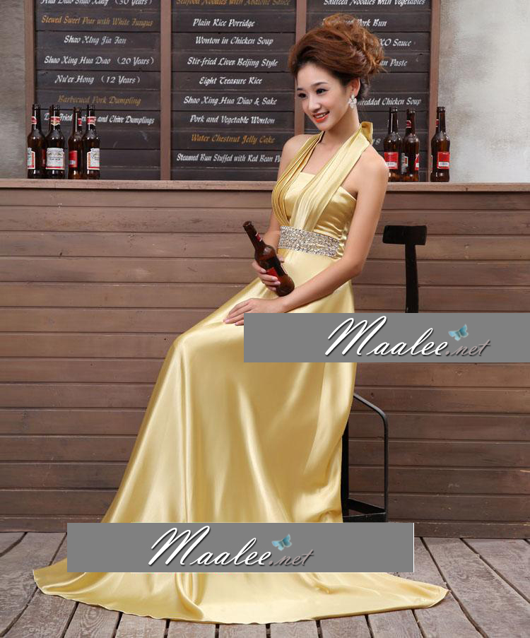 พร้อมเช่า ชุดราตรียาว เกาะอก แบบเก๋คล้องคอ สีทอง กระโปรงทรงเอ ประดับเลื่อมช่วงเอว