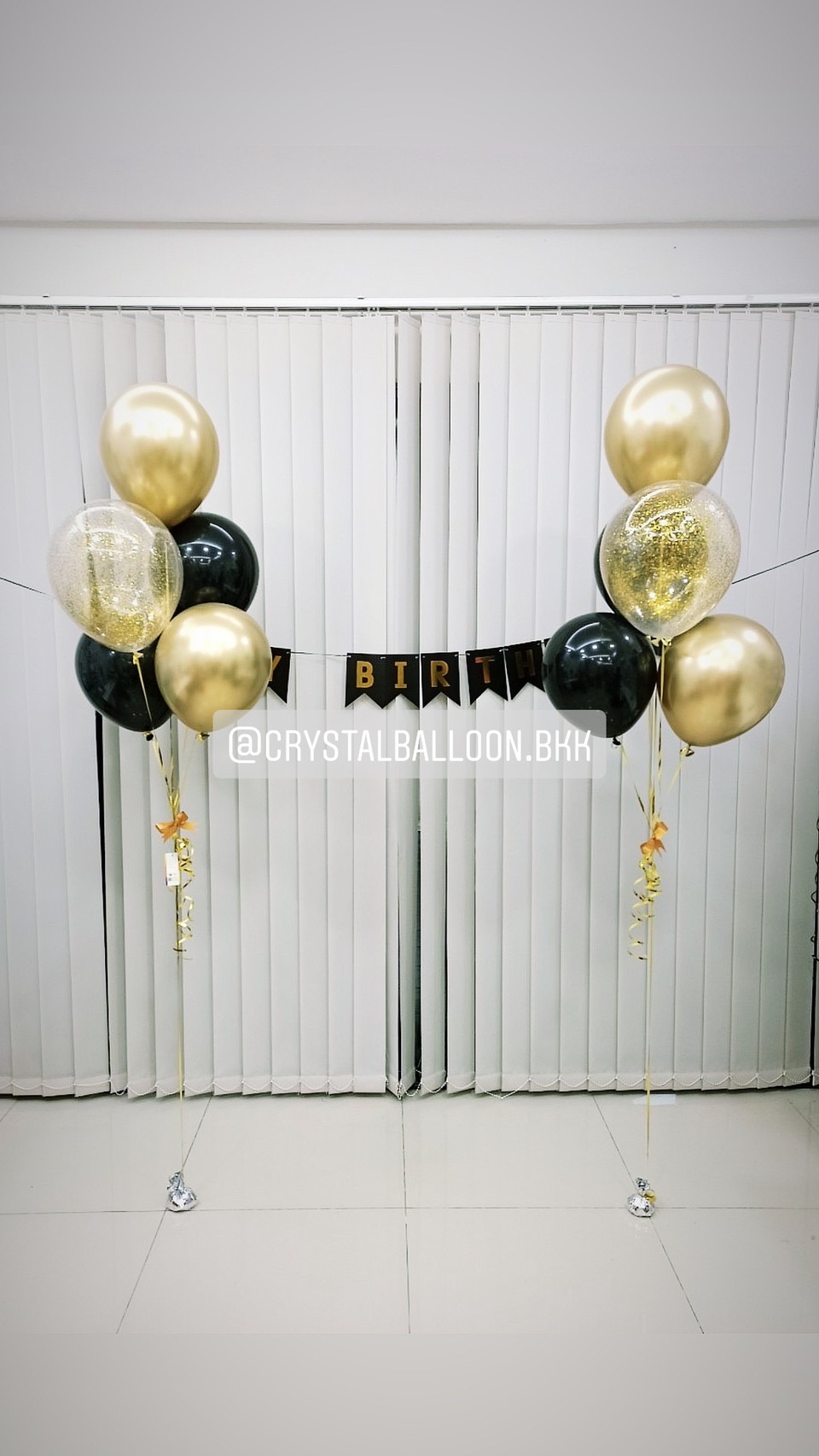 ลูกโป่ง วันเกิด ช่อลูกโป่งโครเมี่ยม ช่อ 5 ลูก 2 ช่อ พร้อม ป้ายธง Happy Birthday 1 ชิ้น,ลูกโป่งใส ใส่กลิตเตอร์ พร้อมตกเเต่ง สามารถเปลี่ยนสีลูกโป่ง/เปลี่ยนสี-ป้ายธงได้