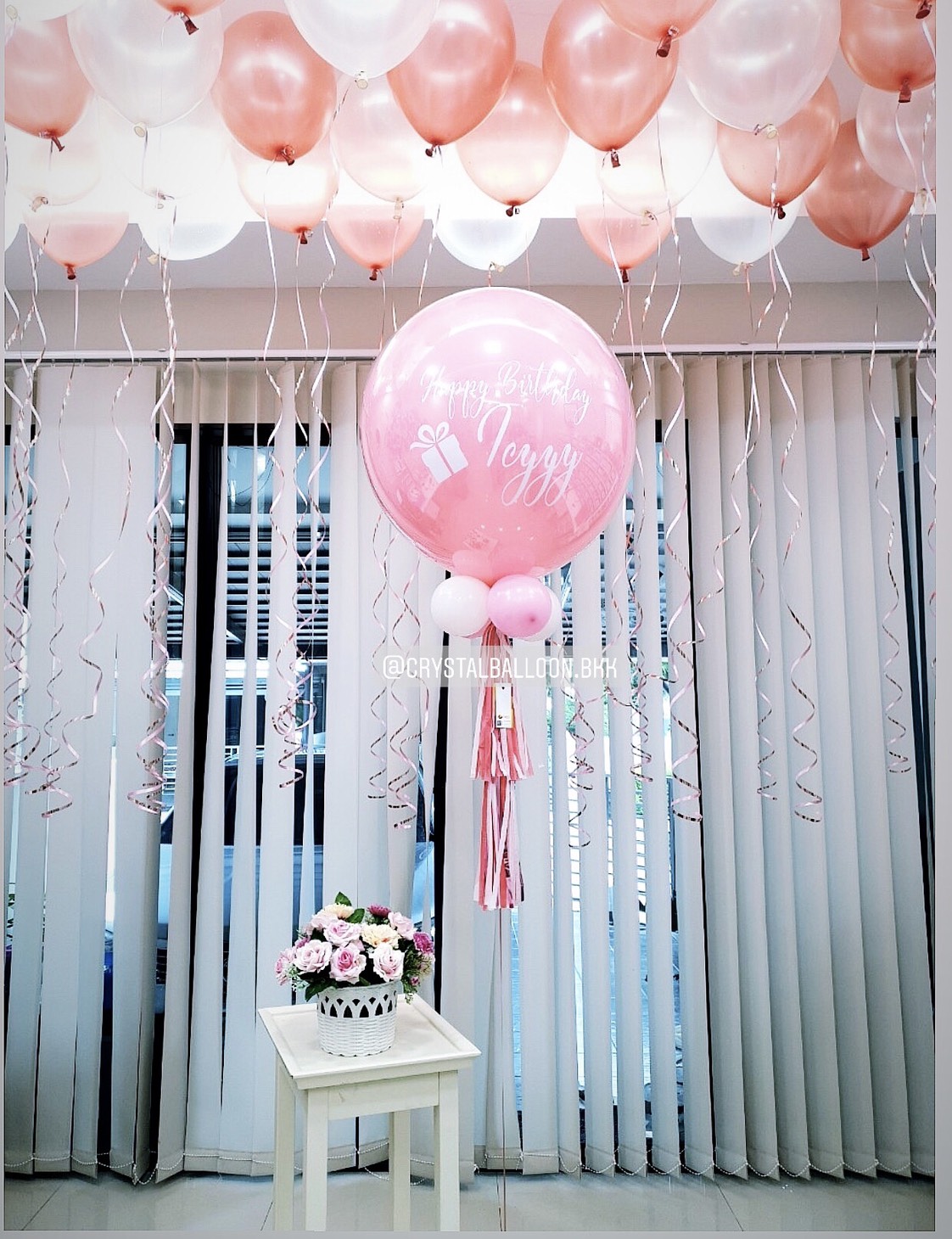 ลูกโป่ง วันเกิด Bubble ขนาด 24" สีพาสเทล พร้อม ลูกโป่งลอยฝ้า 50 ลูก พร้อมตกเเต่ง สามารถเปลี่ยนสีลูกโป่ง/เปลี่ยนข้อความ/เปลี่ยนขนาดได้