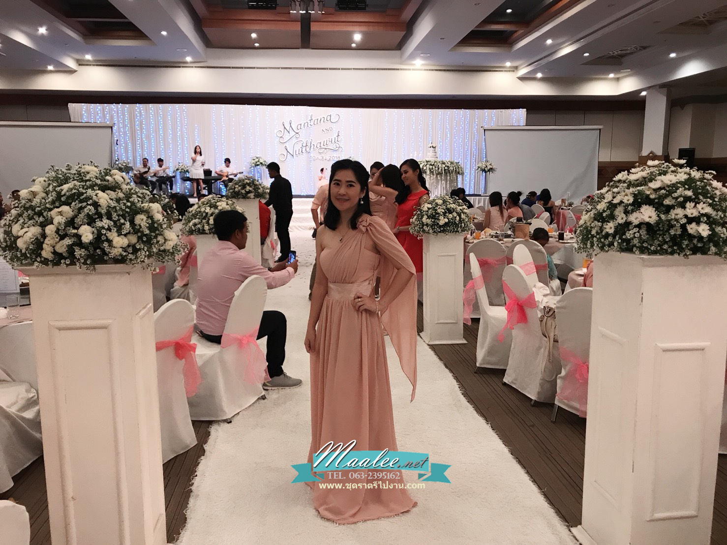 พร้อมเช่า ชุดราตรียาว เกาะอก ไหล่เดียว สีชมพู Nude