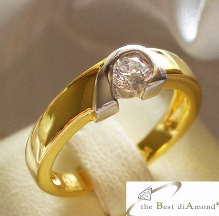 BR026 แหวนน่ารักๆ ใส่เป็นแหวนคู่รักได้ ทำเป็นรุปเกือกม้า เพชรCZเล็กๆ ขนาด 30 ตัง แต่วิ๊งๆเล่นไฟ ใส่ติดนิ้วได้ทุกโอกาสไม่เวอร์ ใส่ไปเรียน ทำงานได้สบาย