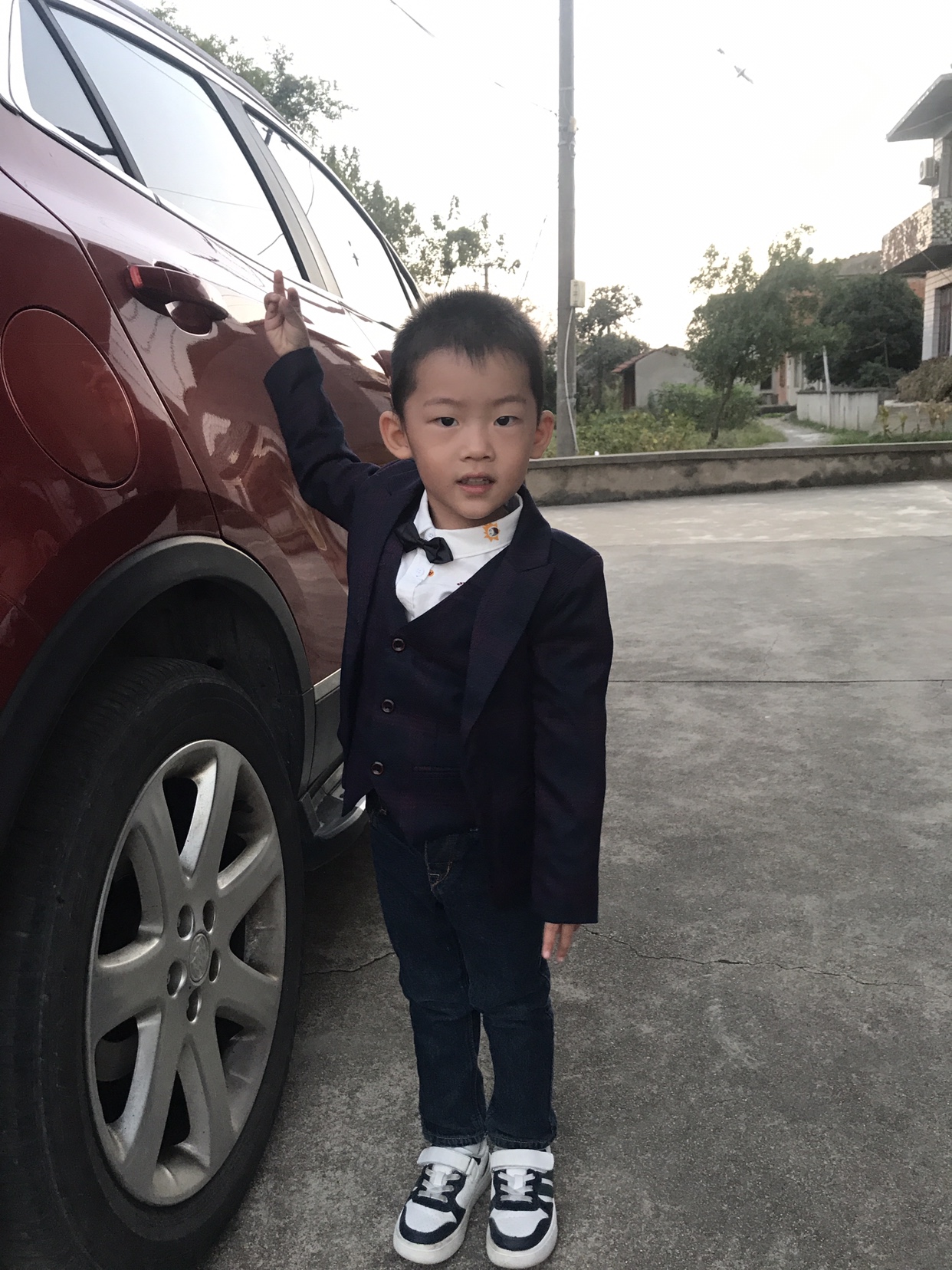 Pre-order ชุดสูทเด็กชาย สีม่วงลายตาราง แบบเท่น่ารัก