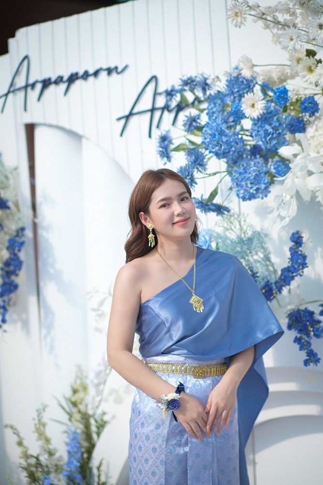 เช่า ชุดไทย ชุดเพื่อนเจ้าสาว ชุดไทยผ้าถุงสีชมพูฟ้าเงิน สไบเรียบสีเทาฟ้าเข้ม