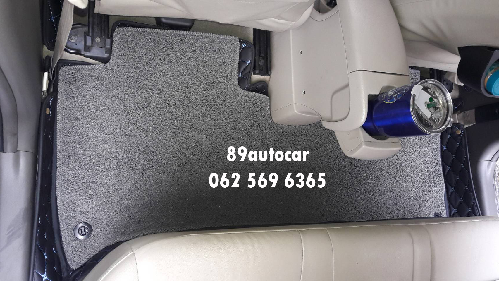 พรมในรถ Toyota Vios 2012 ปูพรม7D สีดำด้ายฟ้า เสริมพรมดักฝุ่นสีเทา เข้ารูป