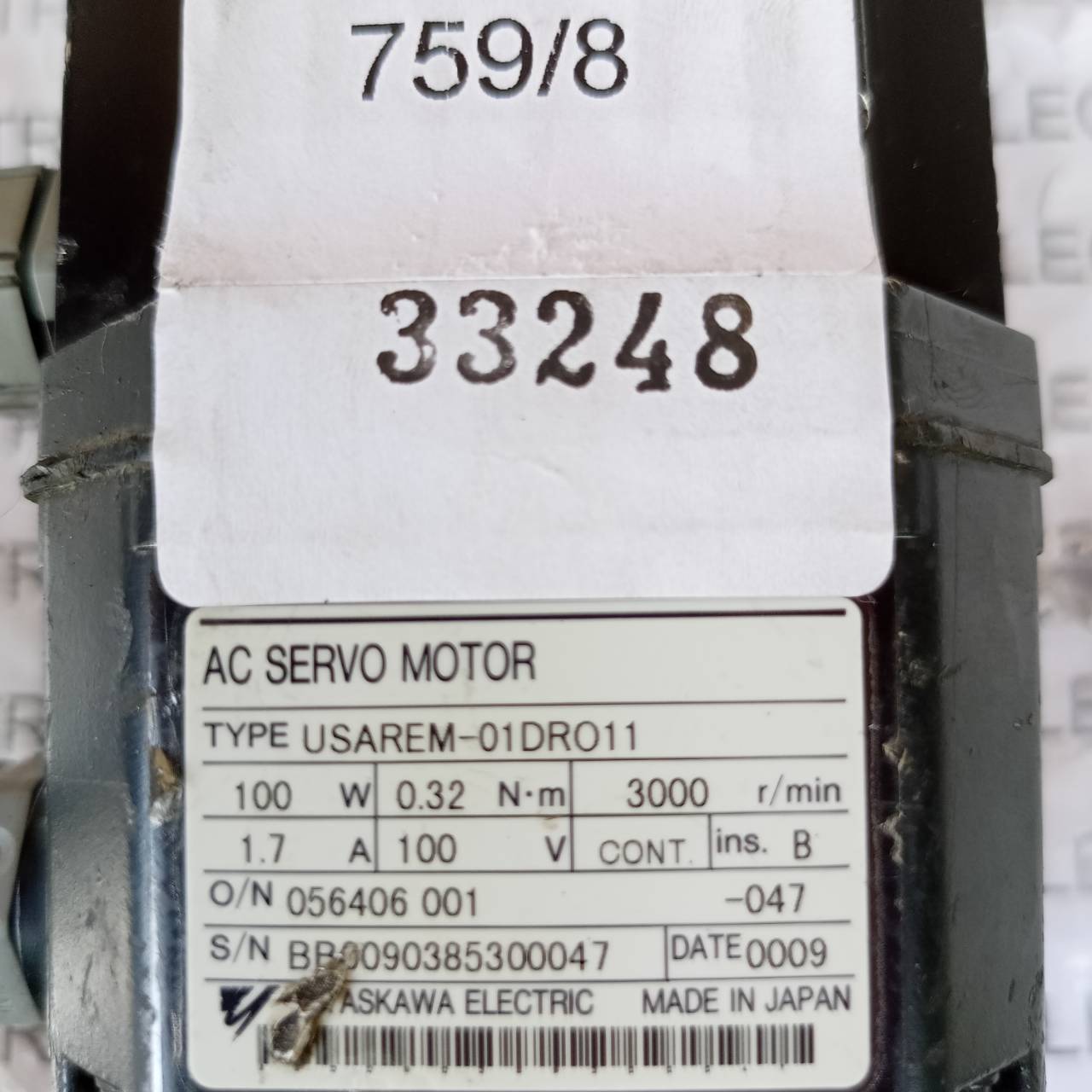 USAREM-01DRO11 SERVO MOTOR " YASKAWA "