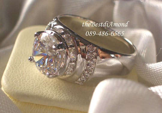 BR808RD+++แหวนชายเพชร 3.5กะรัต++เริ่ด หรู อลังการ มากเหมาะกับเสี่ยๆค่ะ เพชรสวยเหมือนจริง เล่นไฟระยิบระยับเลยค่ะ ใส่แล้วดูดีมากๆสาวๆนิ้วอวบๆก็ใส่สวยค่ะ
