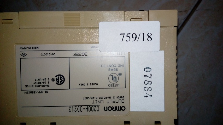 PLC “ OMRON ” รุ่น C200H-OD213