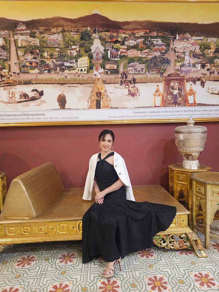 พร้อมเช่า ชุดเดรสสั้น เกาะอก สีดำ สุดเปรี้ยว ถอดหางปลาออกได้