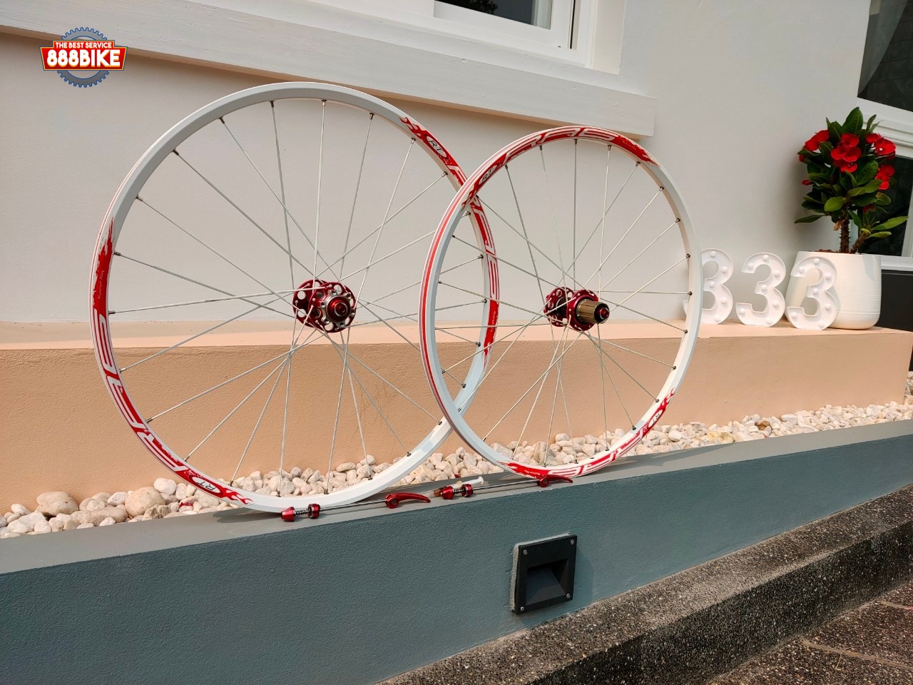 SALE ชุดล้อสำเร็จ ล้อเสือภูเขา RT RA6 ดุมคาร์บอน 26" แบร์ริ่ง เบาและลื่นสุดๆ มีสินค้าสีขาว