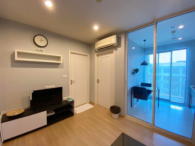 ให้เช่าคอนโดเดอะ เบส แจ้งวัฒนะ 32 ตร.ม.เฟอร์ครบ มีเครื่องซักผ้า ใกล้เซ็นทรัลและศูนย์ราชการ