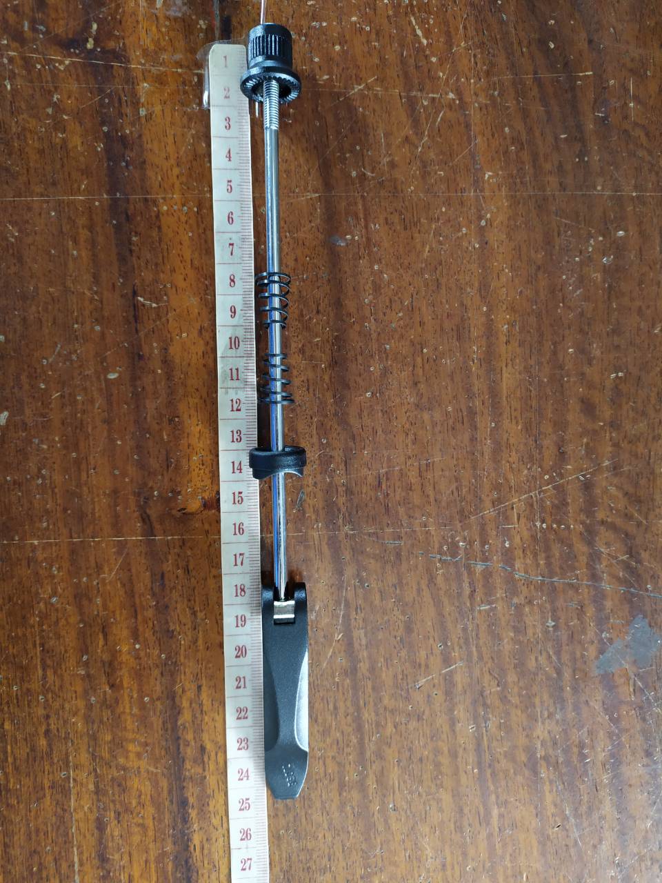 แกนปลดเร็ว RETROSPEC QUICK RELEASE ALLOY สำหรับเสือหมอบและเสือภูเขา ,S487