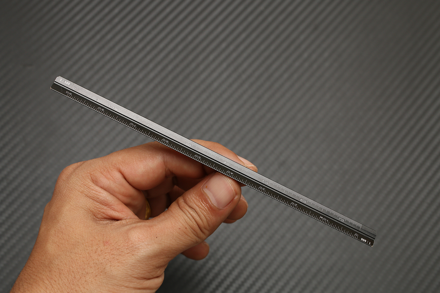 ไม้บรรทัดวัดสเกล อลูมิเนียม สำหรับเปรียบเทียบวัตถุ