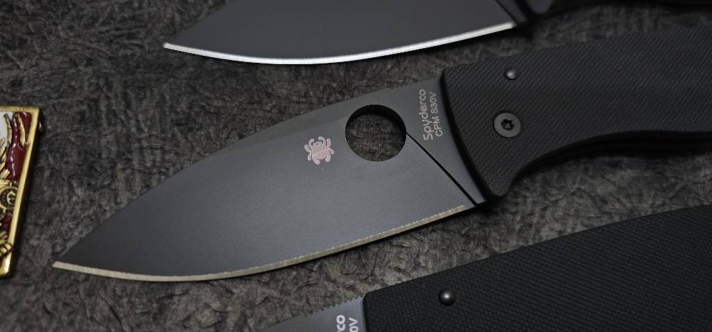 Spyderco Bodacious Compression Lock Knife Black G-10 Black DLC