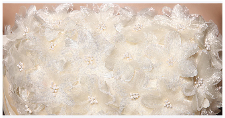 พร้อมส่ง ชุดราตรีสั้น เกาะอก กระโปรงตาข่าย อกแต่งดอกเอวจับจีบ สีครีม