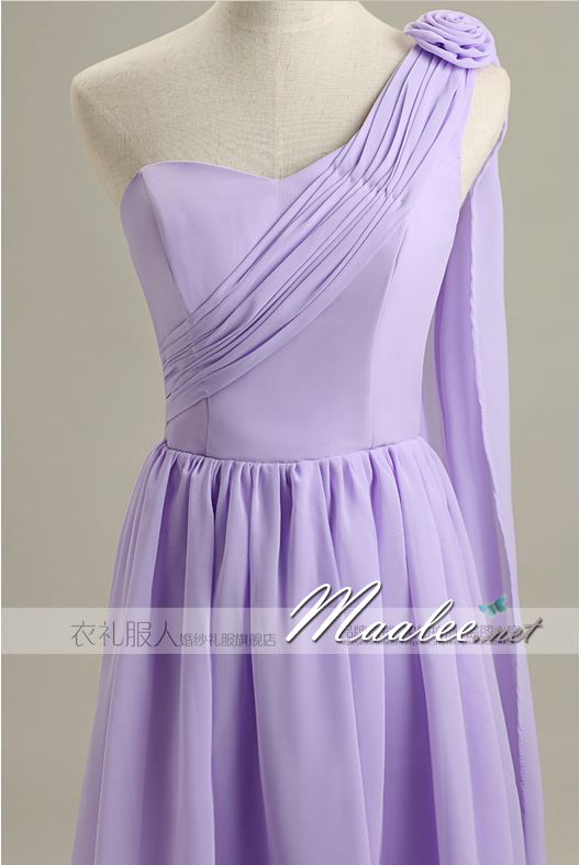 พร้อมส่ง ชุดราตรีสั้น ชุดเพื่อนเจ้าสาว สีม่วงอ่อน Lavender Lv-001D