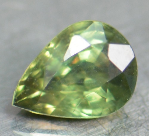 พลอยมรกตบางกะจะ 0.60 กะรัตพลอยไทย