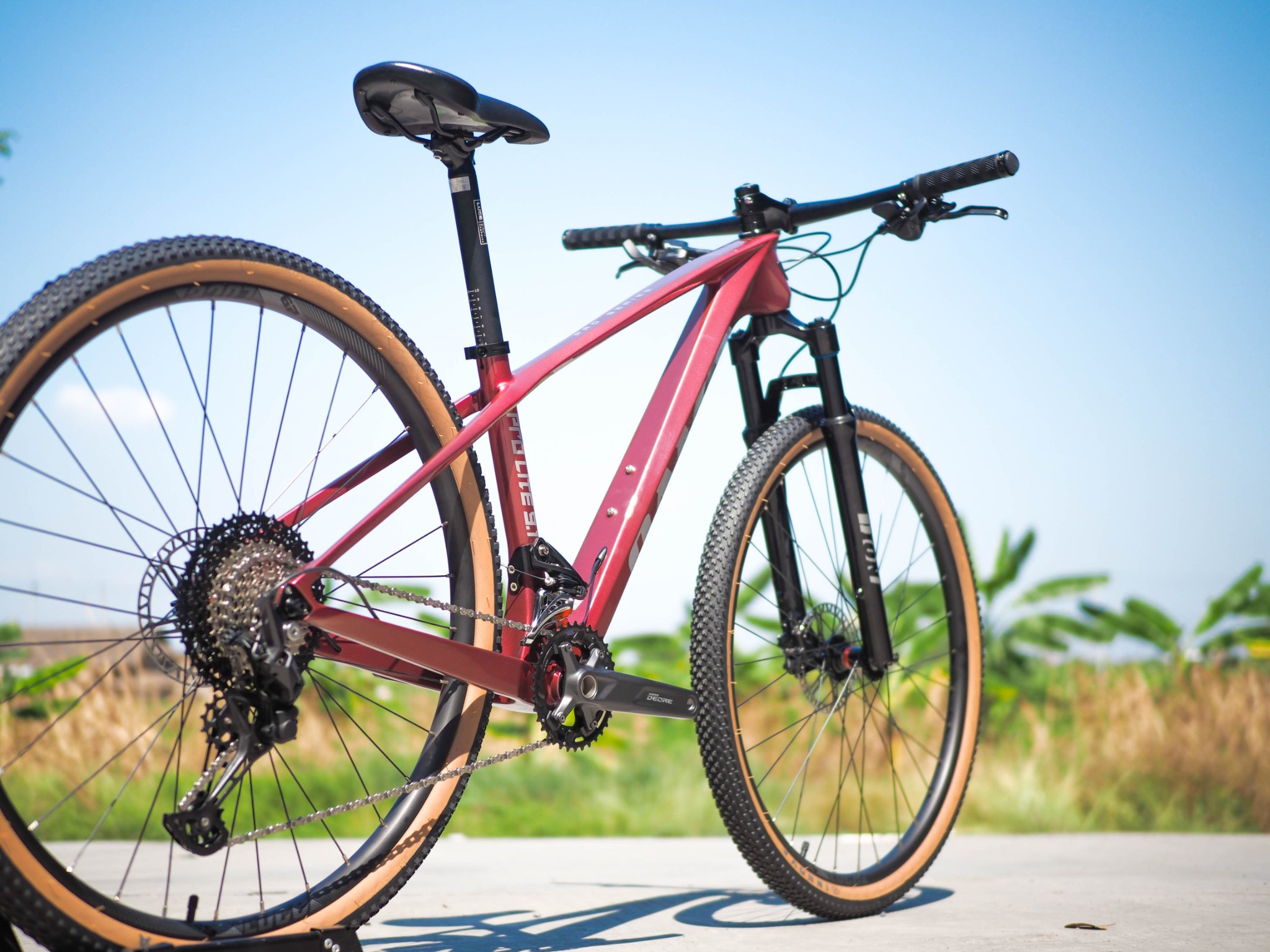 จักรยานเสือภูเขา CAMP PRO LITE 9.1 DEORE 22speed Mtb Carbon Full ปี 2022