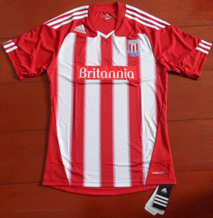 เสื้อฟุตบอล ทีมสโมสรสโต๊ค ซิตี้ ชุดเหย้า 2010/11 ใหม่ S-Size / STOKE CITY Football Shirt Home Kit 2010/11 Jersey NEW S-Size