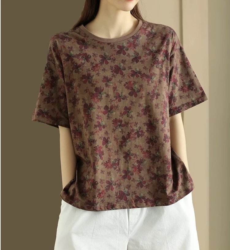 เสื้อยืดลายดอกไม้