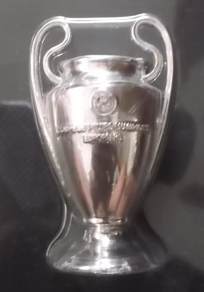 โมเดลถ้วยรางวัลฟุตบอล การแข่งขันฟุตบอลยูฟ่า แชมป์เปี้ยน ลีก - UEFA CHAMPIONS LEAGUE 3D TROPHY ใหม่ / UEFA CHAMPIONS LEAGUE International Football Tournament Football Trophy Model - UEFA CHAMPIONS LEAGUE 3D TROPHY NEW