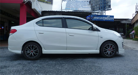 ชุดแต่ง DREAMER : ATTRAGE 2012-2016