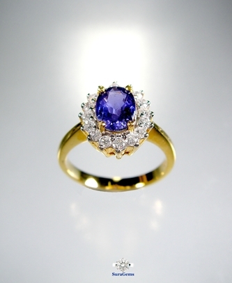 Blue Sapphire Unheated ไพลินดิบไม่เผา 1.25 ct. ขนาดพลอย 5.16 x 7.13 x 3.67 mm. ความสะอาด IF