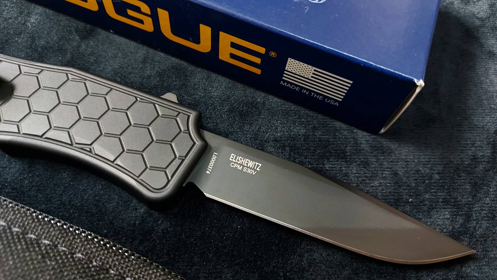 Hogue Auto Exploit Out-The-Front