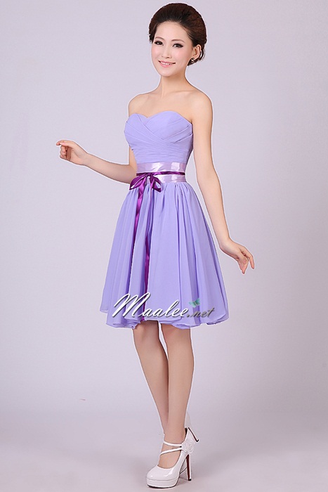 พร้อมส่ง ชุดราตรีสั้น เกาะอก สีม่วง Lavender คอเว้ารูปหัวใจ จับเดรปหน้าอก แต่งคาดเอวซาติน