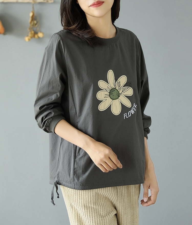 เสื้อผ้าฝ้ายปักลายดอกไม้