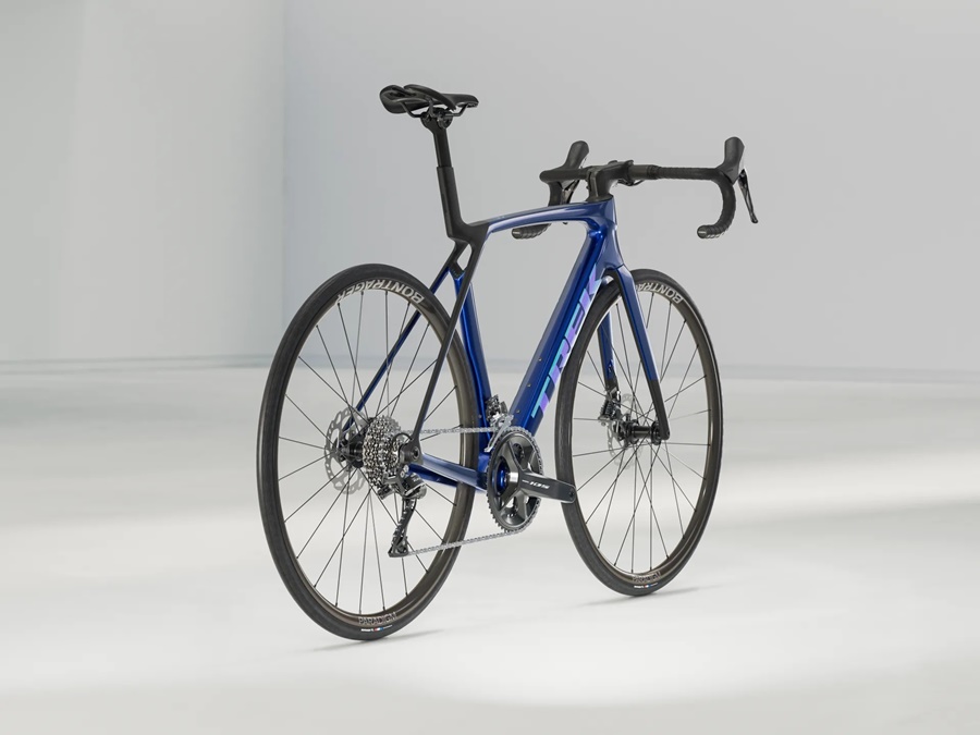 จักรยานเสือหมอบ Trek Madone SL5 Gen8 12-Speed Shimano 105 R7120 Carbon Frame