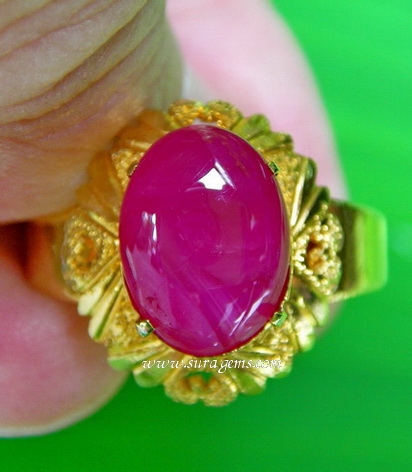 Natural Ruby Africa John Salt ทับทิมอาฟริกา จอนซอล ลายไทยสวย ขนาด10.10x8.0x4.0 มม. นน.3.70ct.