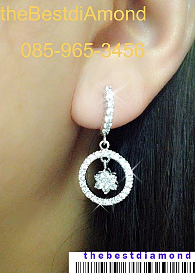 BE824RD+++ต่างหูระย้า ดอกไม้ กรอบกลม เพชรCZ +++ สวย เริ่ด ไฮโซ แบบจากร้านเพชรเลยค่ะ งานสวย เรียบร้อย ดีไซน์สวยเก๋ หรูหรา ใส่แล้วหน้าเรียวสวย เว่อร์