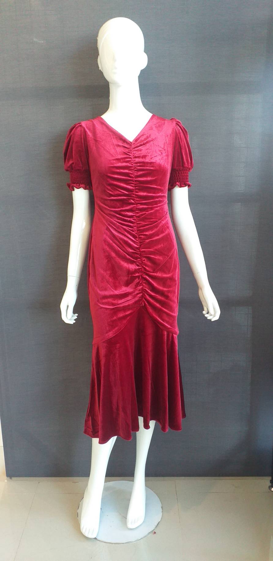 พร้อมส่ง เดรสยาว เดรสสีแดง ทรงหางปลา ใส่แล้วสวยหุ่นเพรียว เดรสคริสมาส