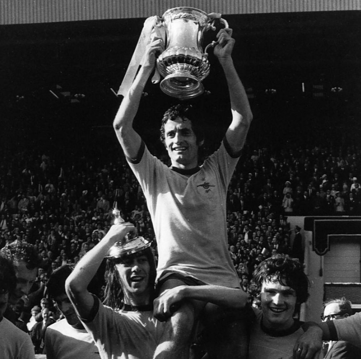 เสื้ออาร์เซนอลย้อนยุค 1971 FA CUP รอบสุดท้ายของแท้