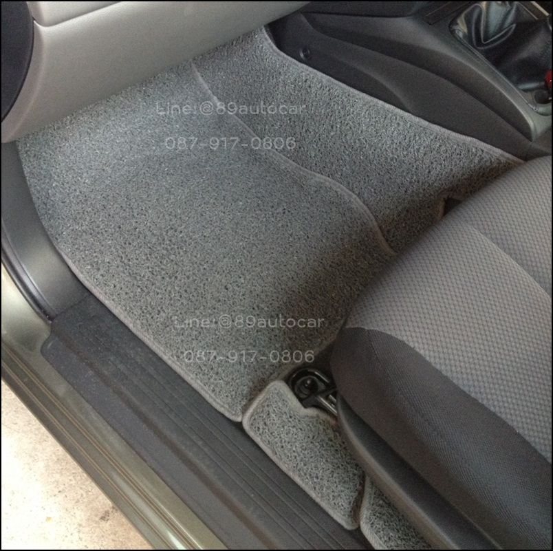 พรม Mitsubishi Triton Cab ไวนิลสีเทา