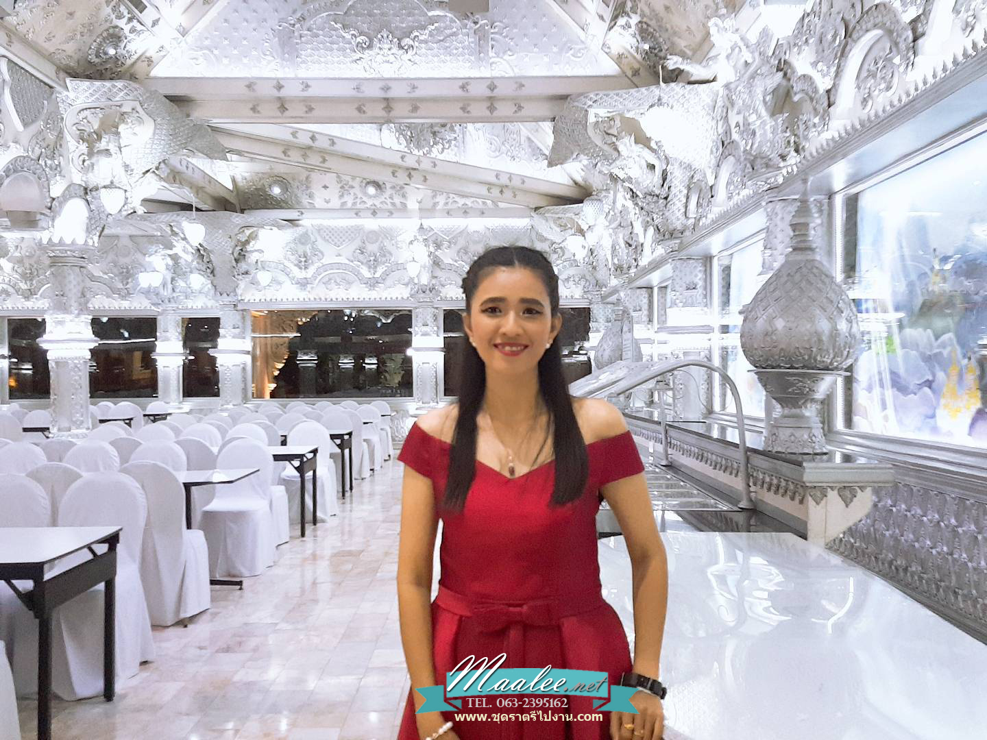 พร้อมเช่า ชุดราตรีสั้น แบบปาดไหล่ ผ้าไหมดัชเชส แต่งโบว์ช่วงเอว สีไวน์แดง (เชือกผูกหลัง)