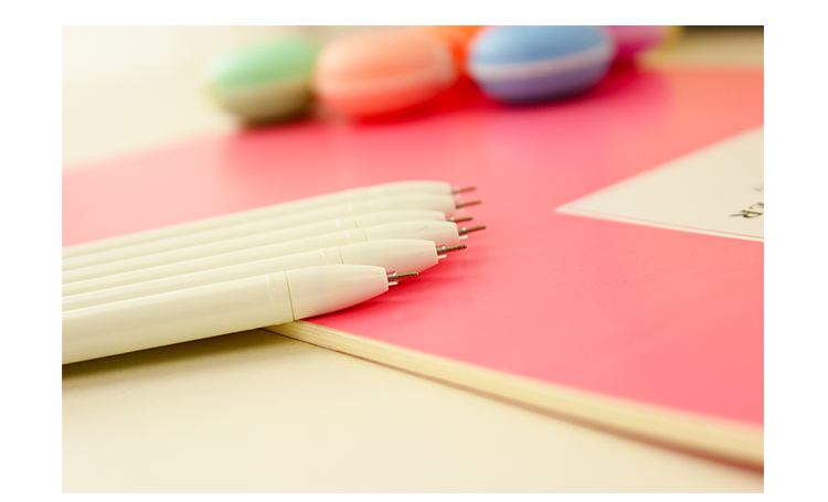 ปากกามาการอง