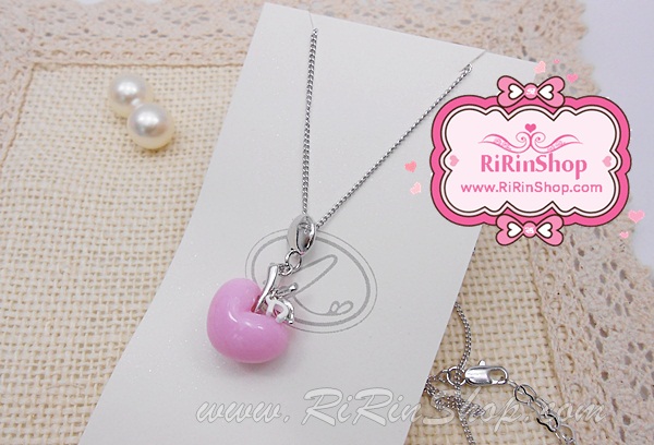 Nuance สร้อยคอผลแอปเปิ้ลรูปหัวใจหินสีชมพู ตัวสร้อยสีเงิน