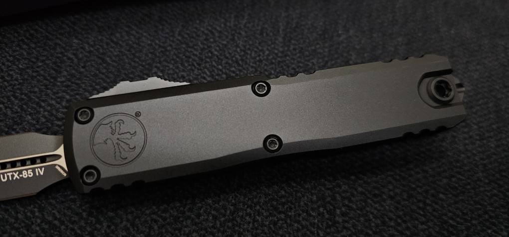 Microtech UTX-85 Gen IV w/ Black Handle & Black D/E M390MK