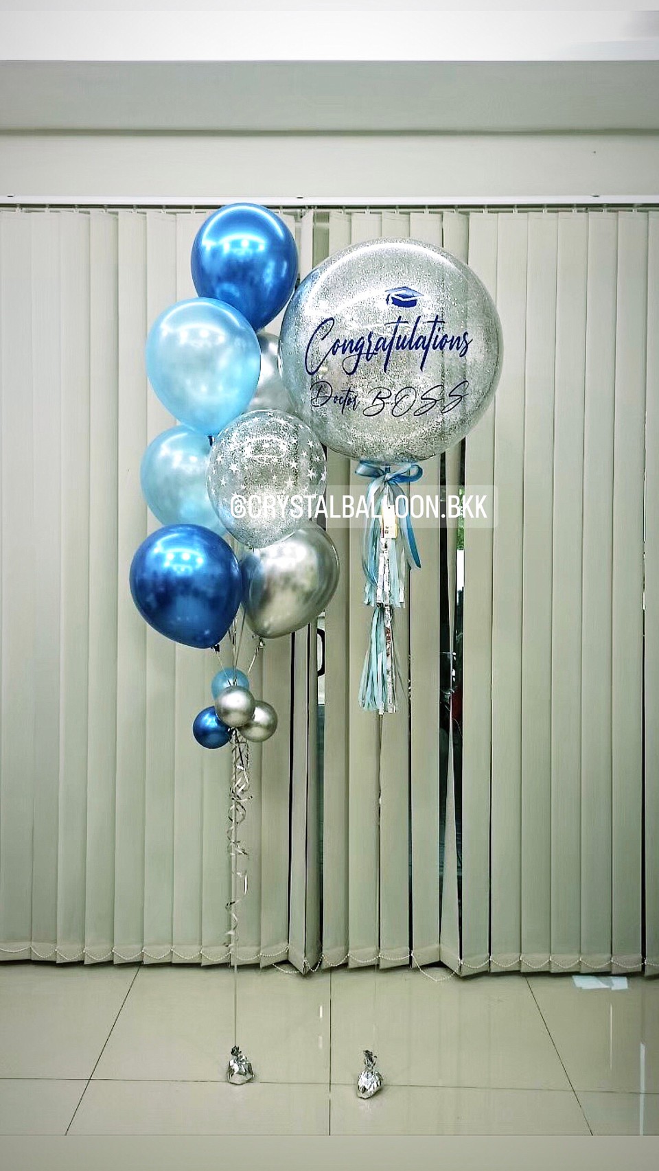 ลูกโป่ง รับปริญญา Bubble 24" พร้อม ช่อลูกโป่ง ช่อ 7 ลูก 1 ช่อ พร้อมตกเเต่ง สามารถเปลี่ยนสีลูกโป่ง/เปลี่ยนข้อความ/เปลี่ยนขนาดได้