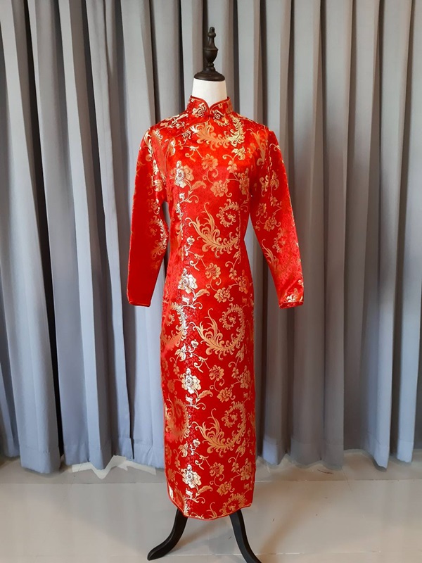 Pre-order กี่เพ้า ผ้าไหมจีน สีแดง แขนยาว ลายนกฟินิกซ์ ตัดเย็บอย่างดี