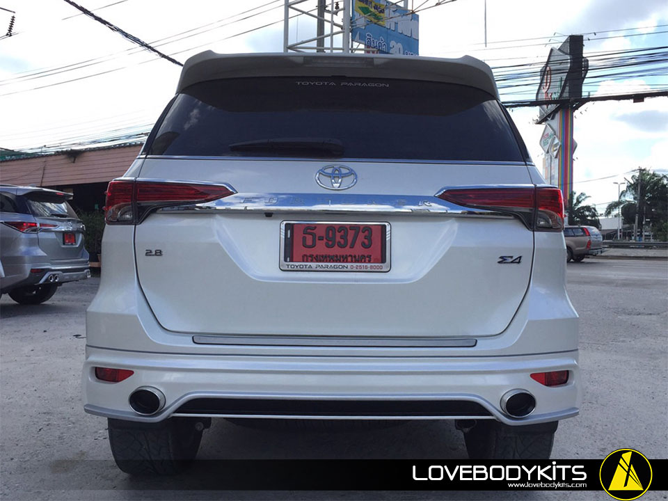 ชุดแต่ง FD-2 (LS-SPORT) : Fortuner 2015-2019