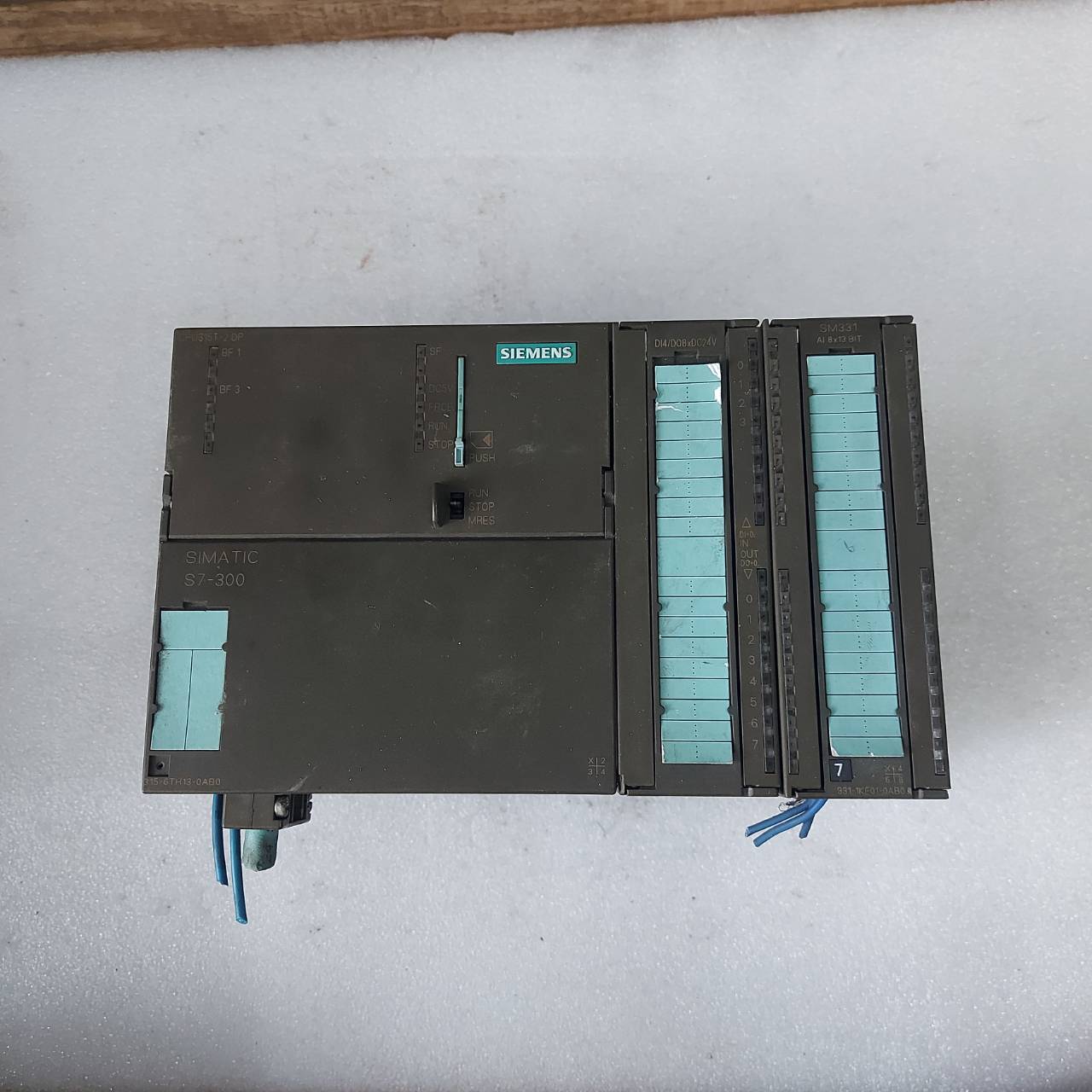 6ES7 331-1KF01-0AB0 PLC " SIEMENS "