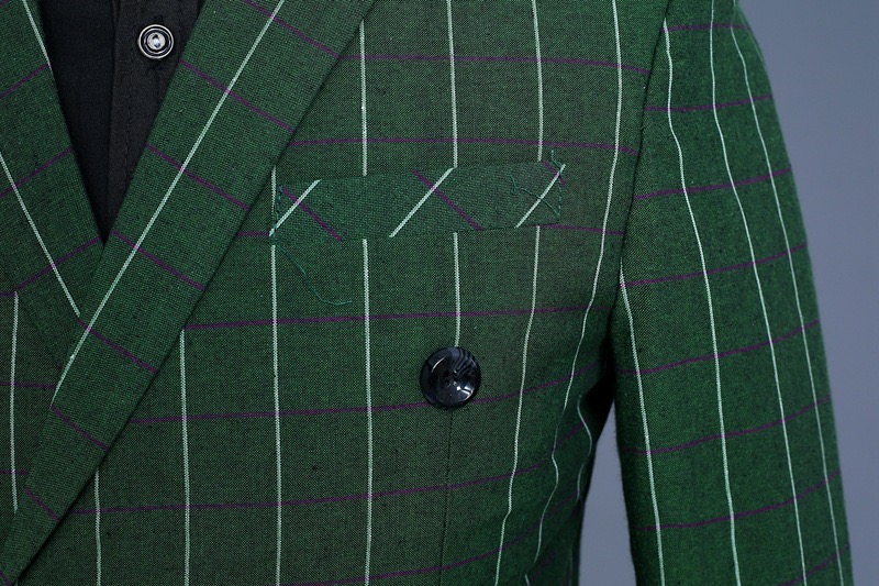 พร้อมเช่า ชุดสูทชาย สีเขียว ลายทางเก๋ๆ (พร้อมเสื้อกั๊ก)